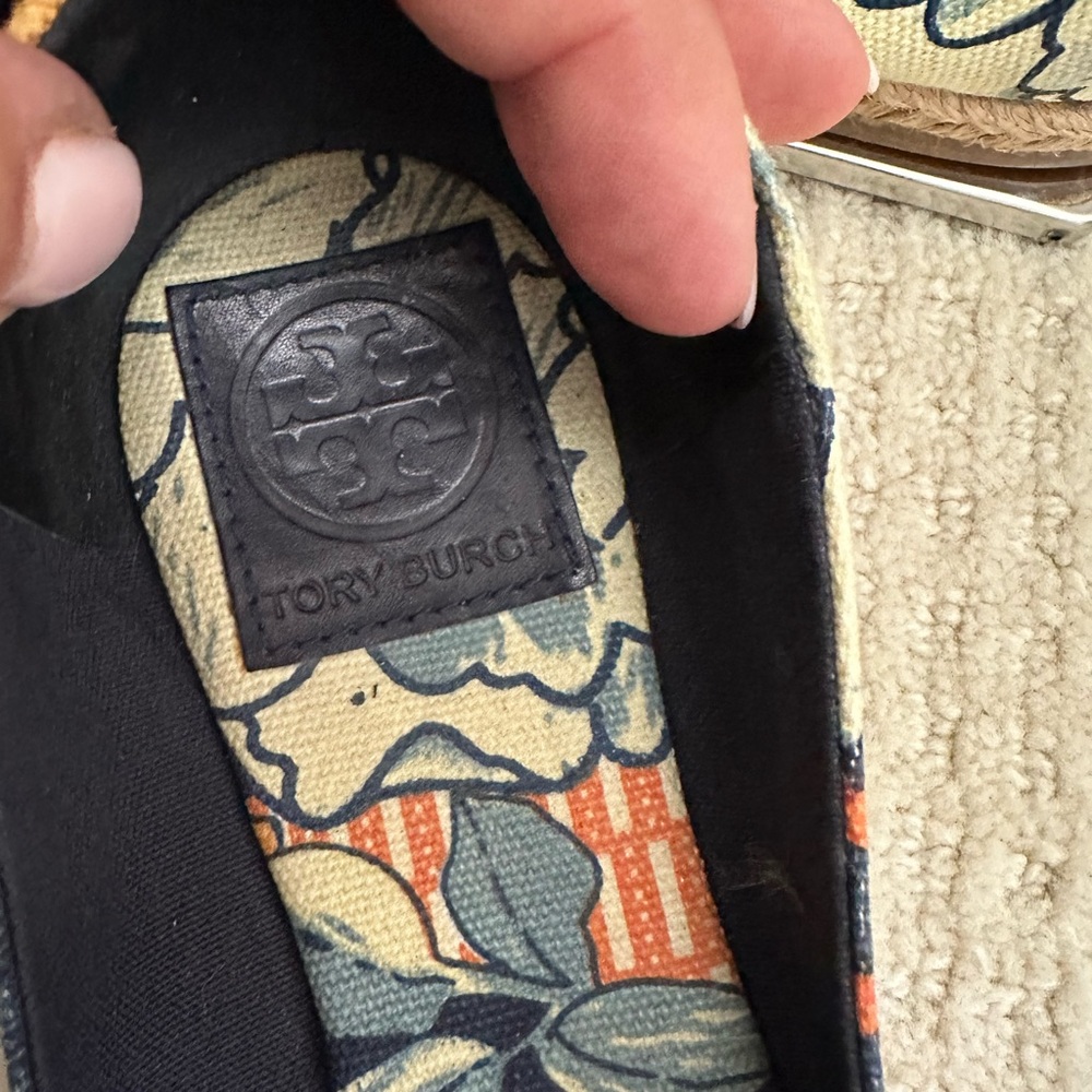 Tory Burch Navy Floral Bow Espadrille Flats - Picture 4 of 5